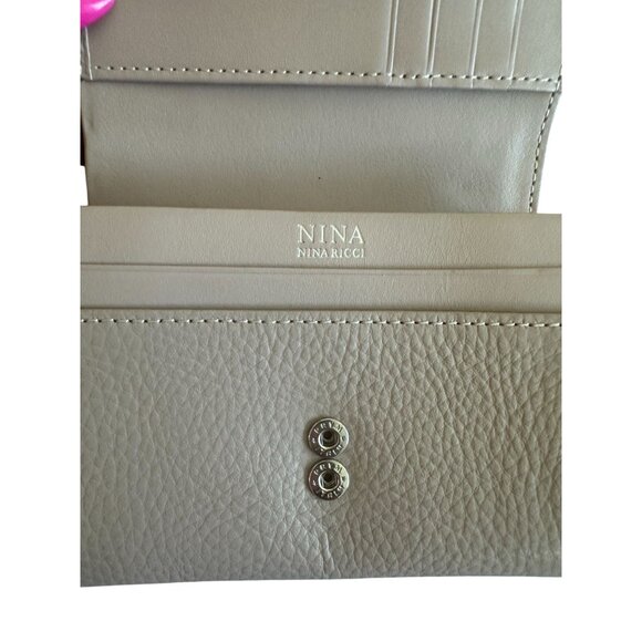 NINA RICCI Tan Pebble Leather Snap Zip Wallet - Picture 8 of 10